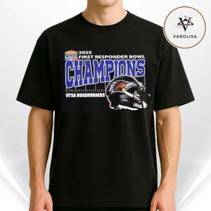 UTSA Roadrunners Football Are First Responder Bowl Champions 2025 Helmet Unisex T-Shirt